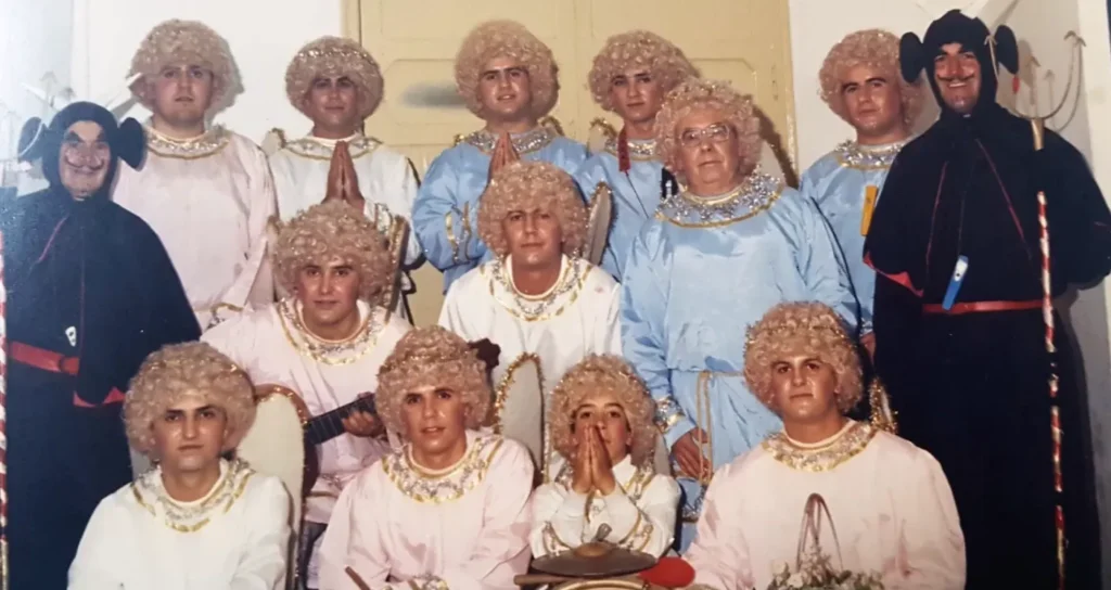 Chirigota Satanás y unos cuantos más